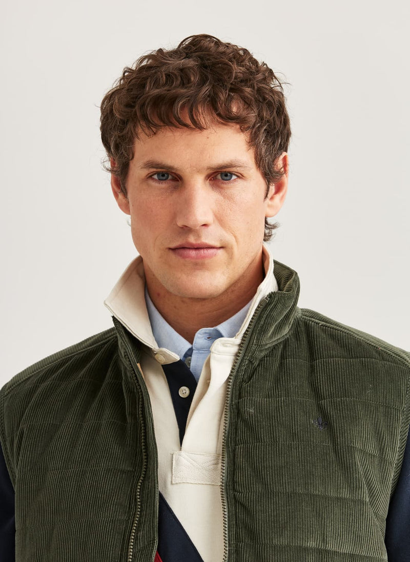 Quiltad Väst | Ted Cord - Collection of Brands