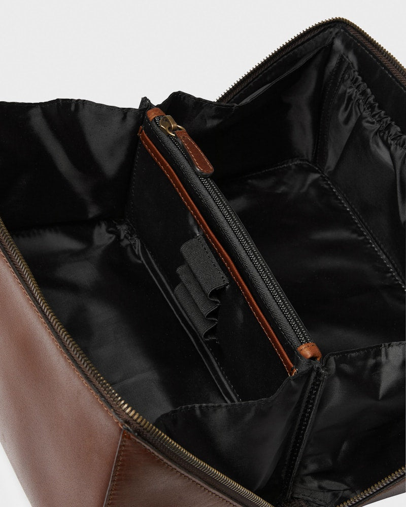 Necessär | Visten - Collection of Brands