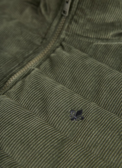 Quiltad Väst | Ted Cord - Collection of Brands